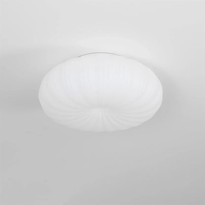 Japandi-loftlampe med skalformet kuppel