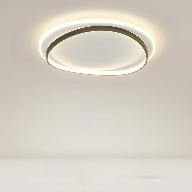 Moderne LED-loftlampe i futuristisk design