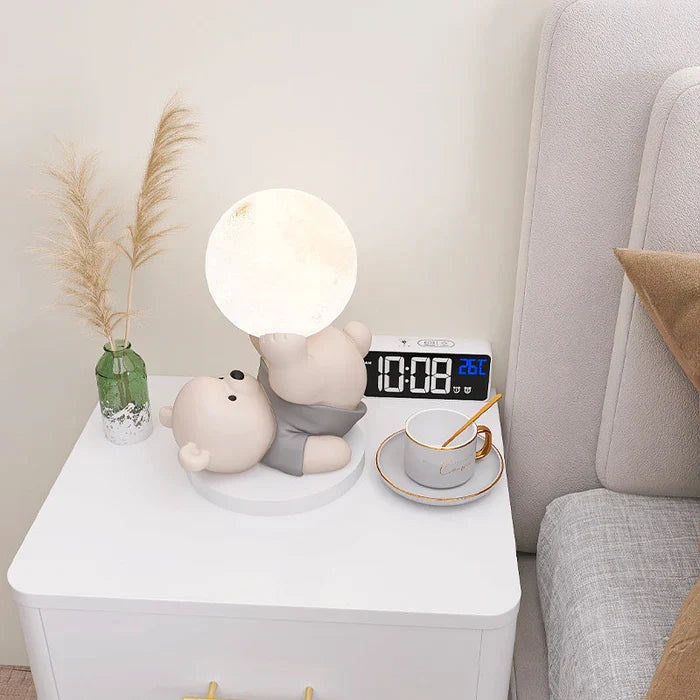 Dekorativ LED-nattlampe med bjørn og lyskugle – sødt bordlampe til børneværelset