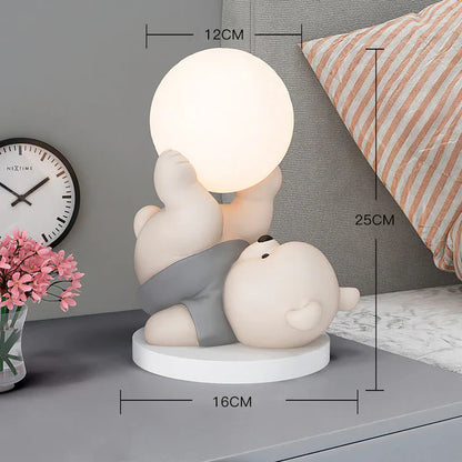 Dekorativ LED-nattlampe med bjørn og lyskugle – sødt bordlampe til børneværelset