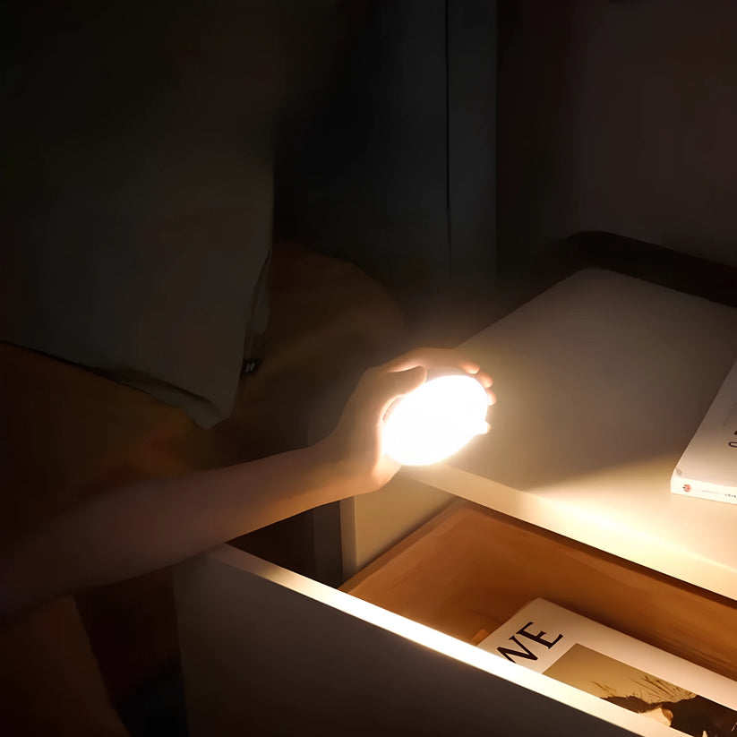 Trådløs LED-lampe med bevægelsessensor og USB-opladning